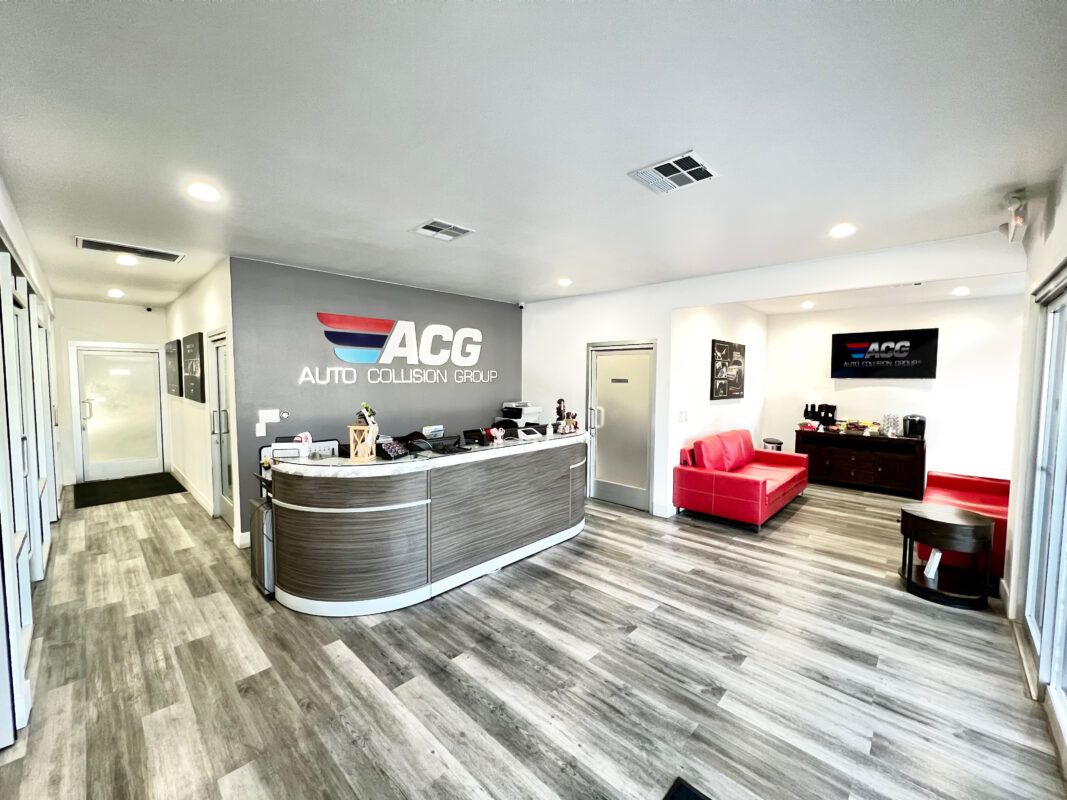 Auto collision group office lobby