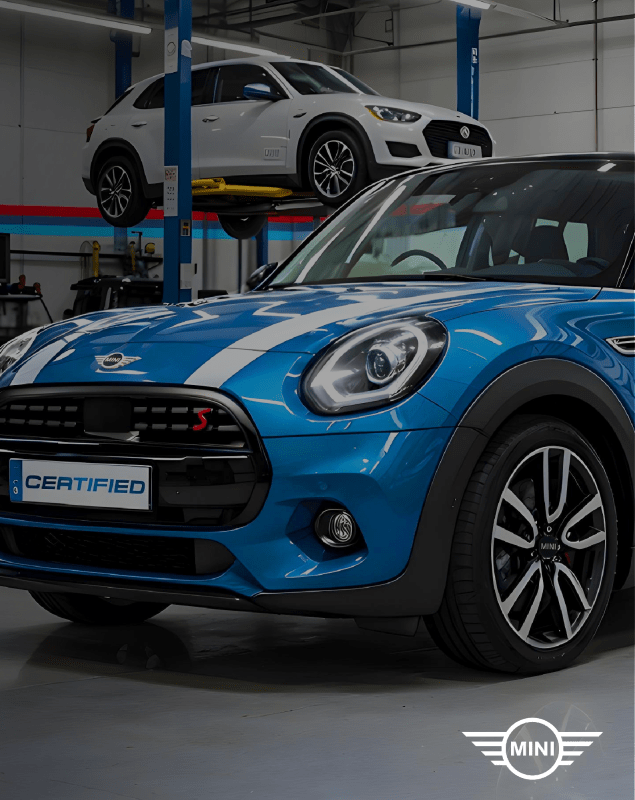 MINI vehicles in service center
